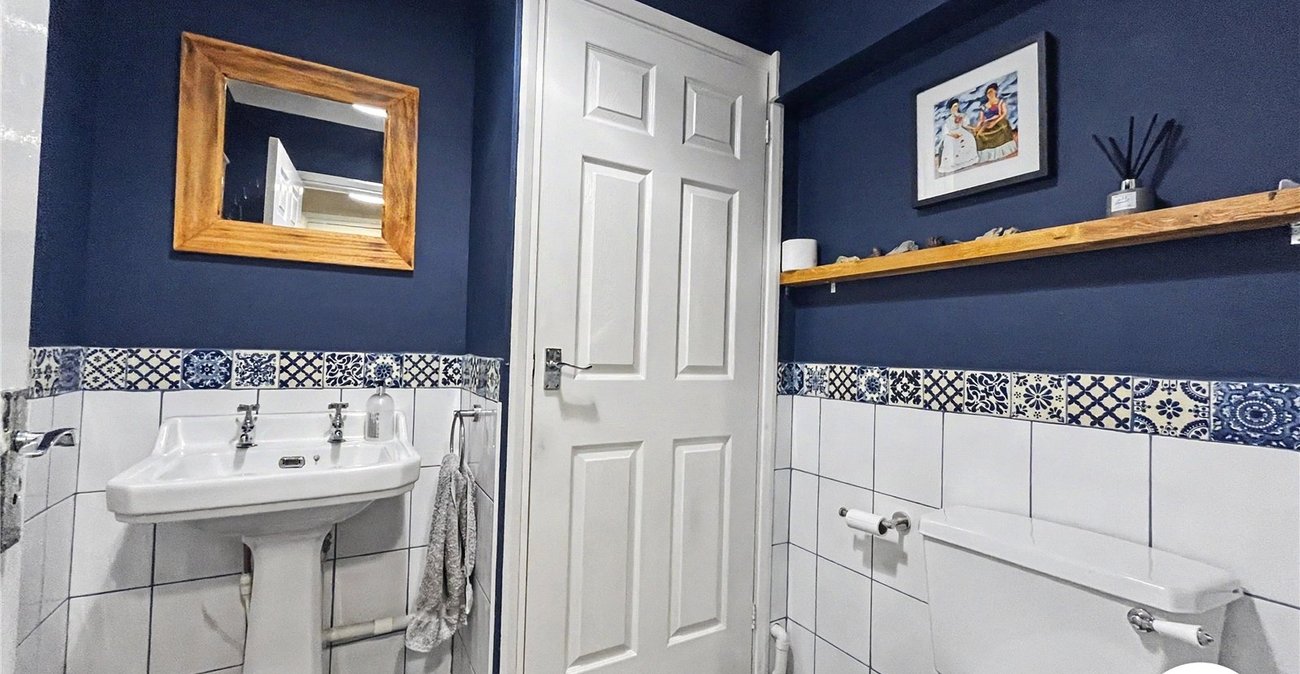 2 bedroom house for sale in Walderslade | Robinson Michael & Jackson
