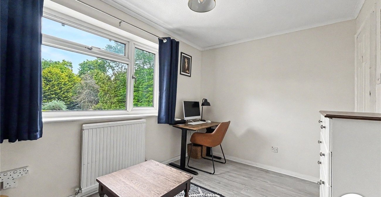 2 bedroom house for sale in Walderslade | Robinson Michael & Jackson