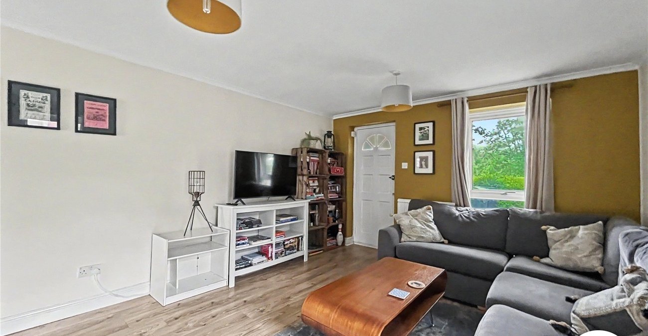 2 bedroom house for sale in Walderslade | Robinson Michael & Jackson