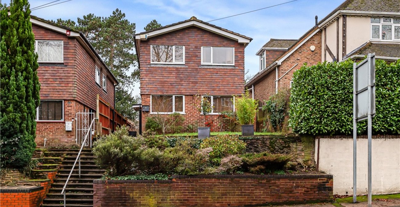 4 bedroom house for sale in Orpington | Robinson Jackson