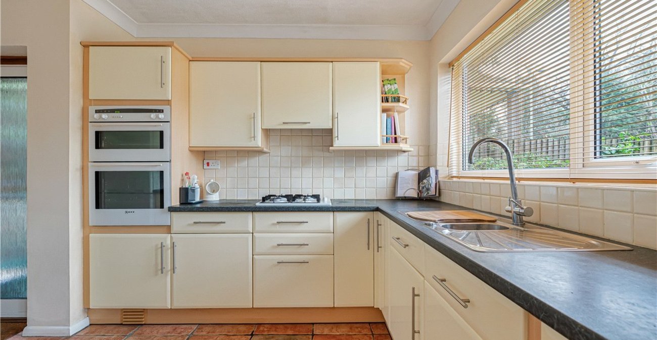 4 bedroom house for sale in Orpington | Robinson Jackson