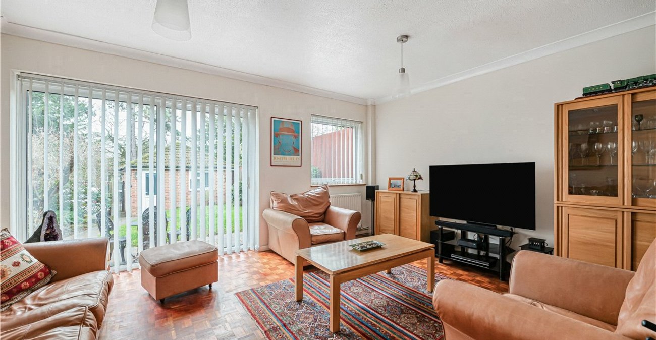 4 bedroom house for sale in Orpington | Robinson Jackson