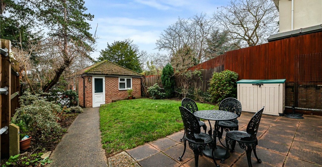 4 bedroom house for sale in Orpington | Robinson Jackson