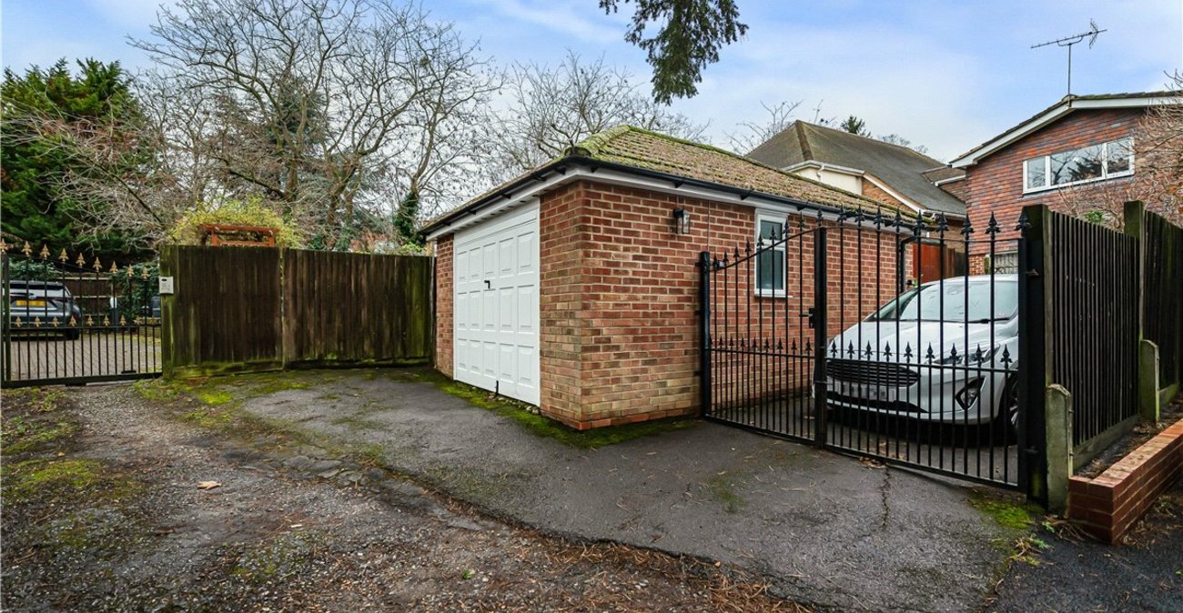 4 bedroom house for sale in Orpington | Robinson Jackson