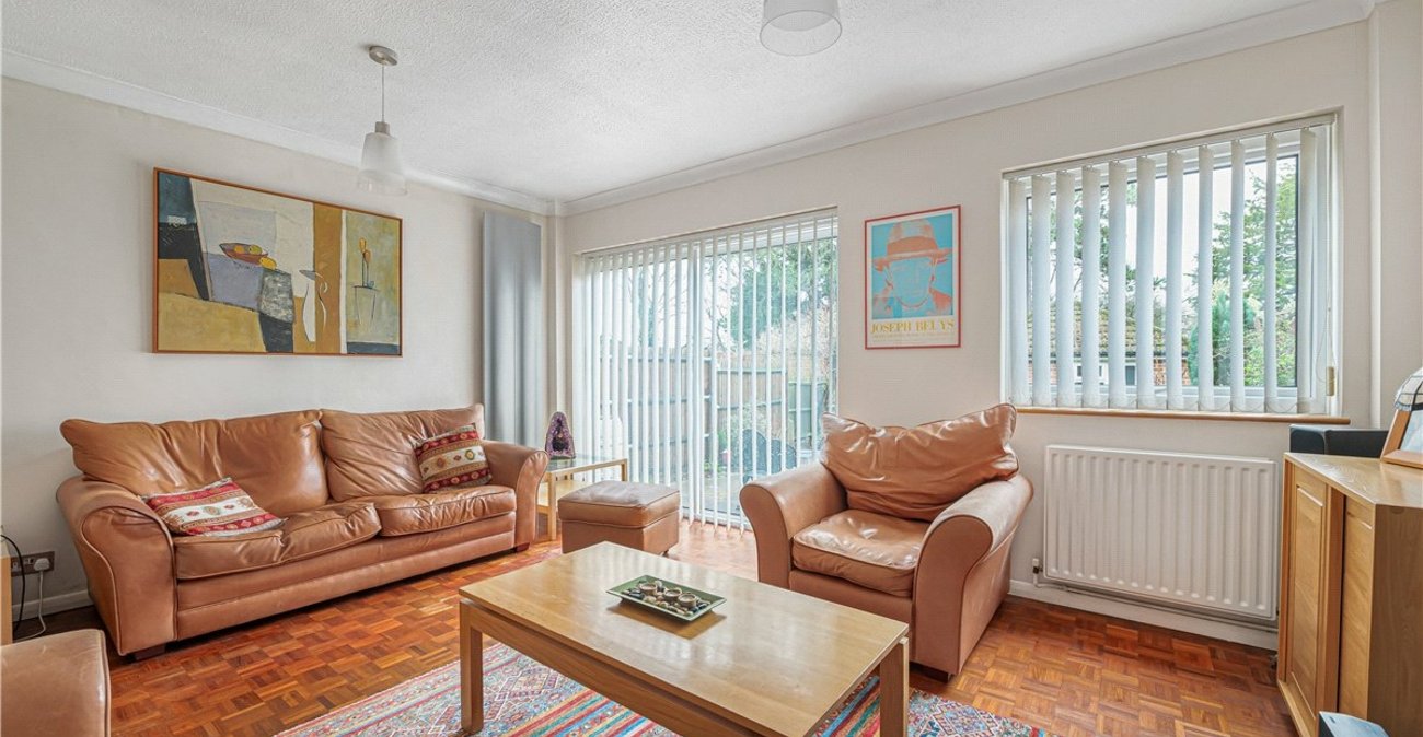 4 bedroom house for sale in Orpington | Robinson Jackson