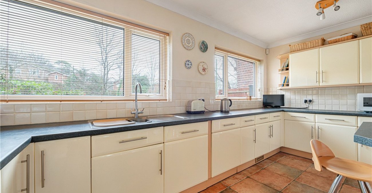 4 bedroom house for sale in Orpington | Robinson Jackson