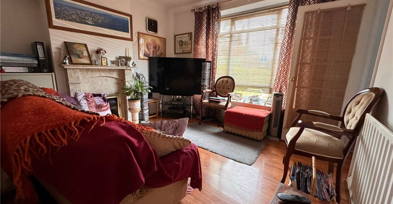 1 bedroom property for sale in Orpington | Robinson Jackson