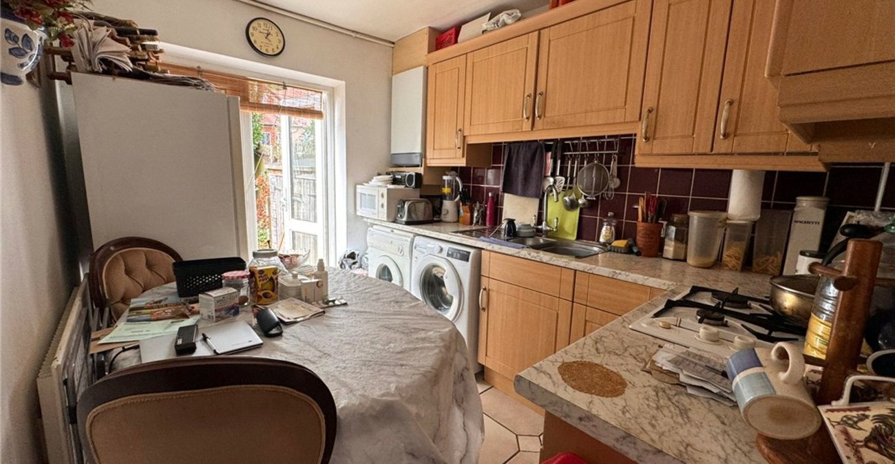1 bedroom property for sale in Orpington | Robinson Jackson