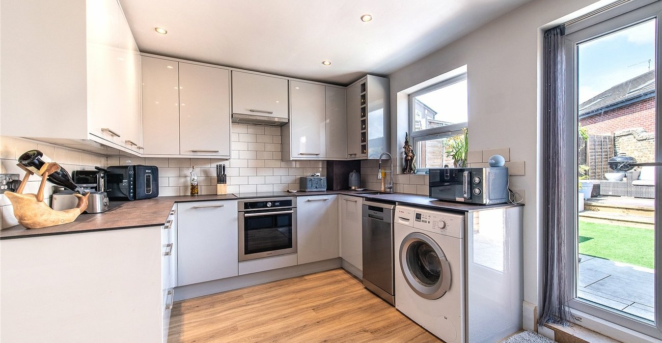 2 bedroom house for sale in Gravesend | Robinson Michael & Jackson