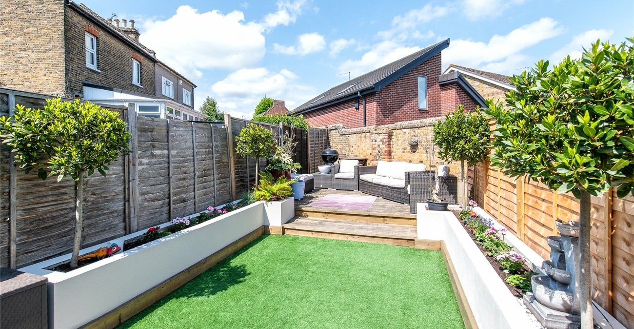 2 bedroom house for sale in Gravesend | Robinson Michael & Jackson