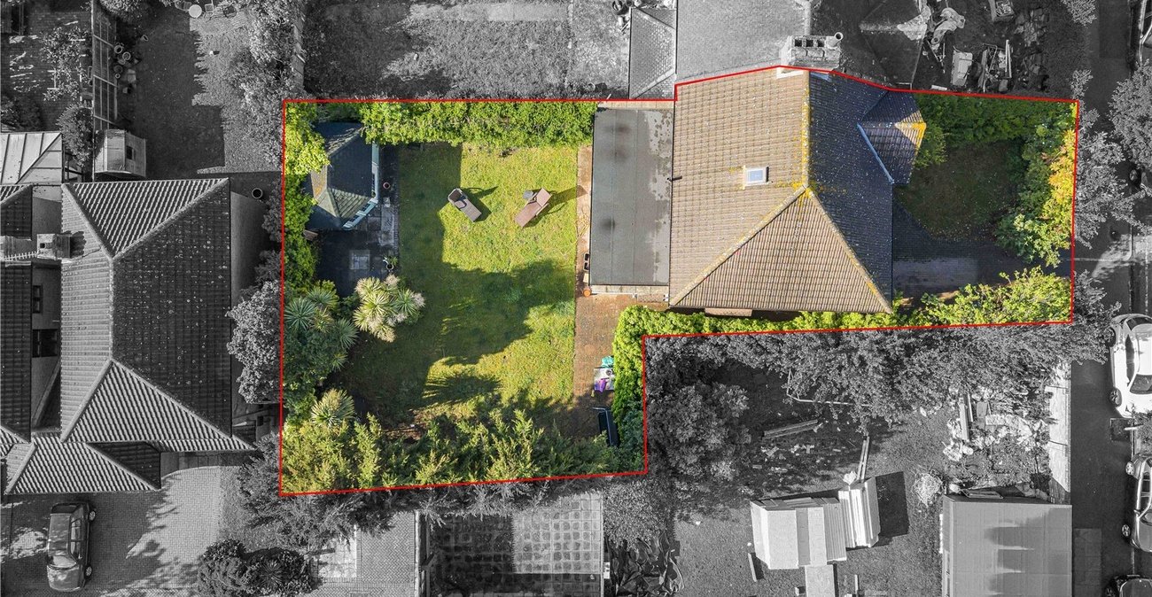 4 bedroom house for sale in West Dartford | Robinson Jackson