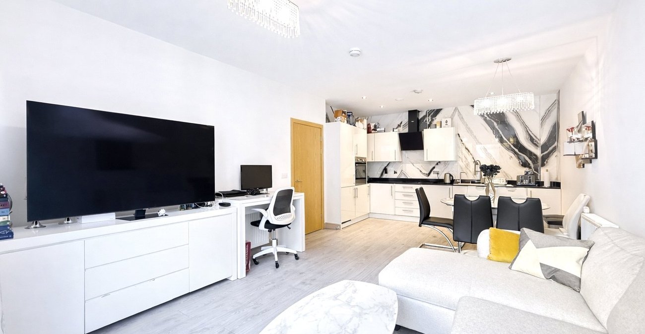 1 bedroom property for sale in London | Robinson Jackson