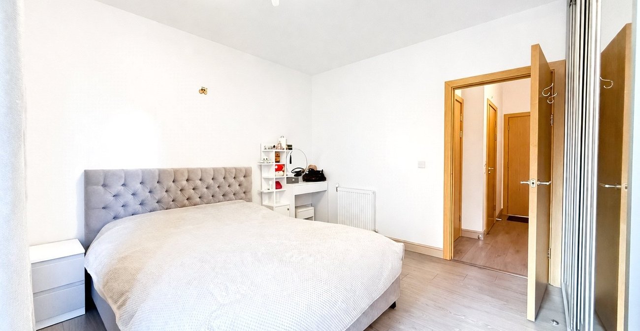 1 bedroom property for sale in London | Robinson Jackson