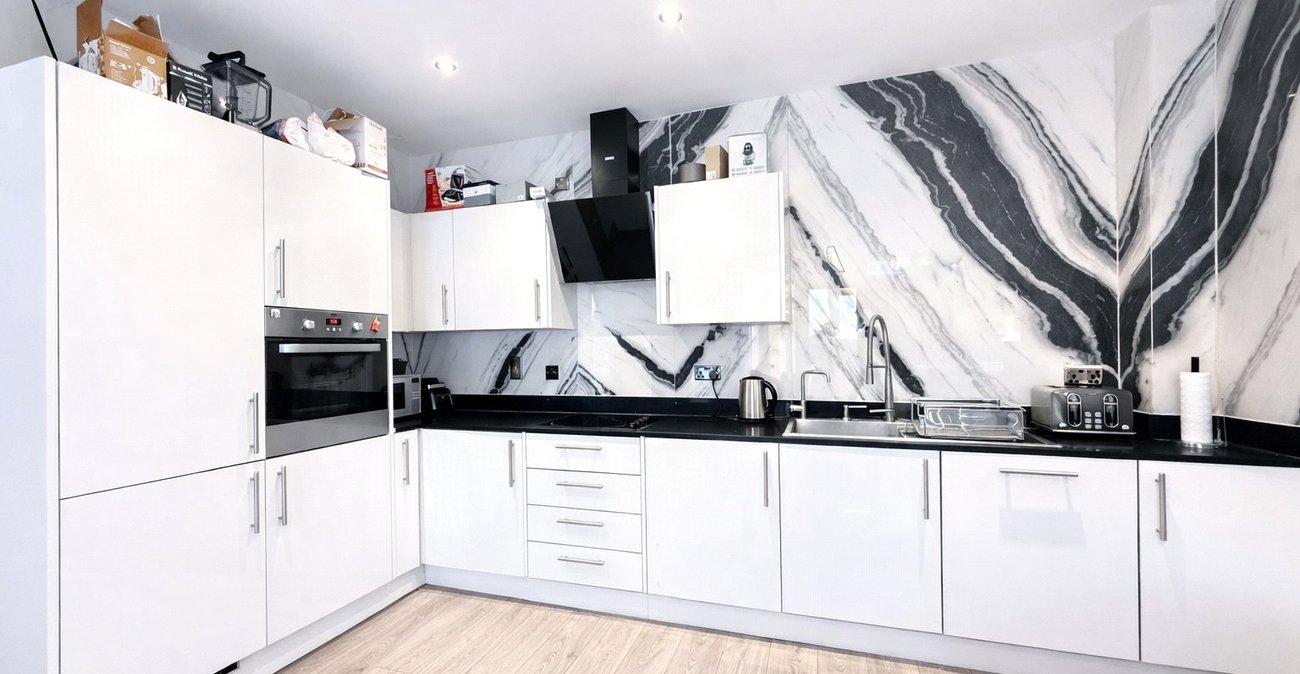 1 bedroom property for sale in London | Robinson Jackson