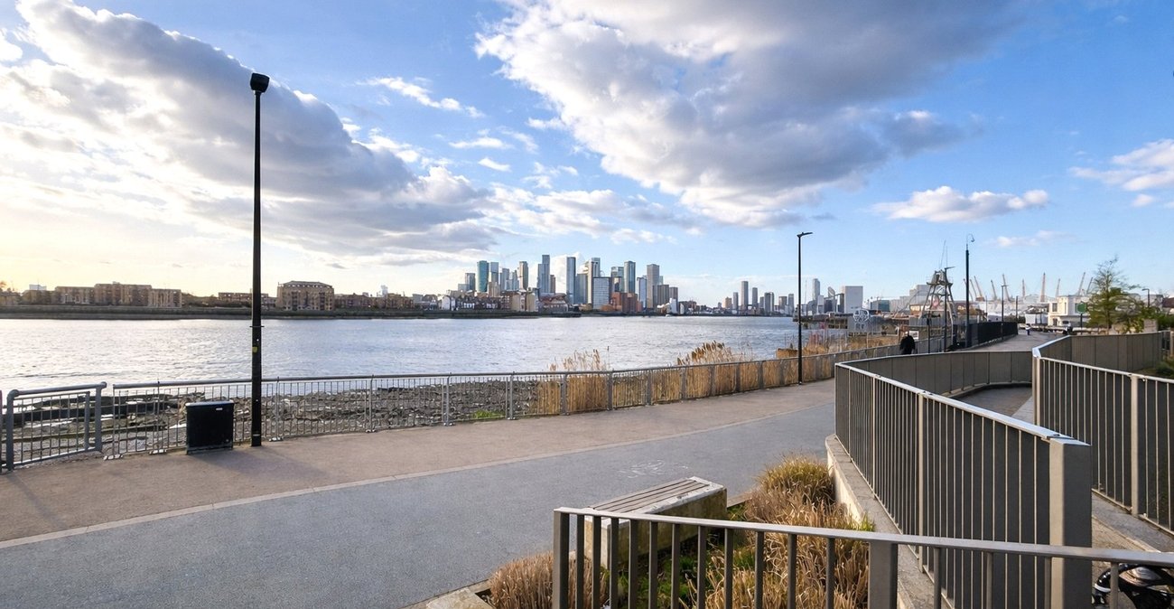 1 bedroom property for sale in London | Robinson Jackson