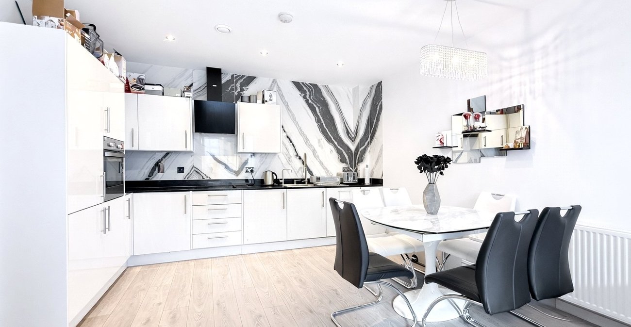 1 bedroom property for sale in London | Robinson Jackson