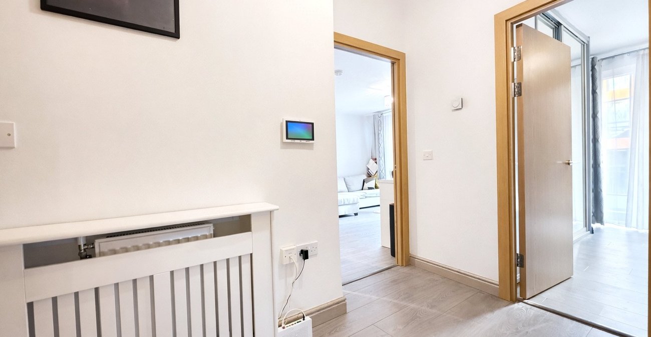 1 bedroom property for sale in London | Robinson Jackson