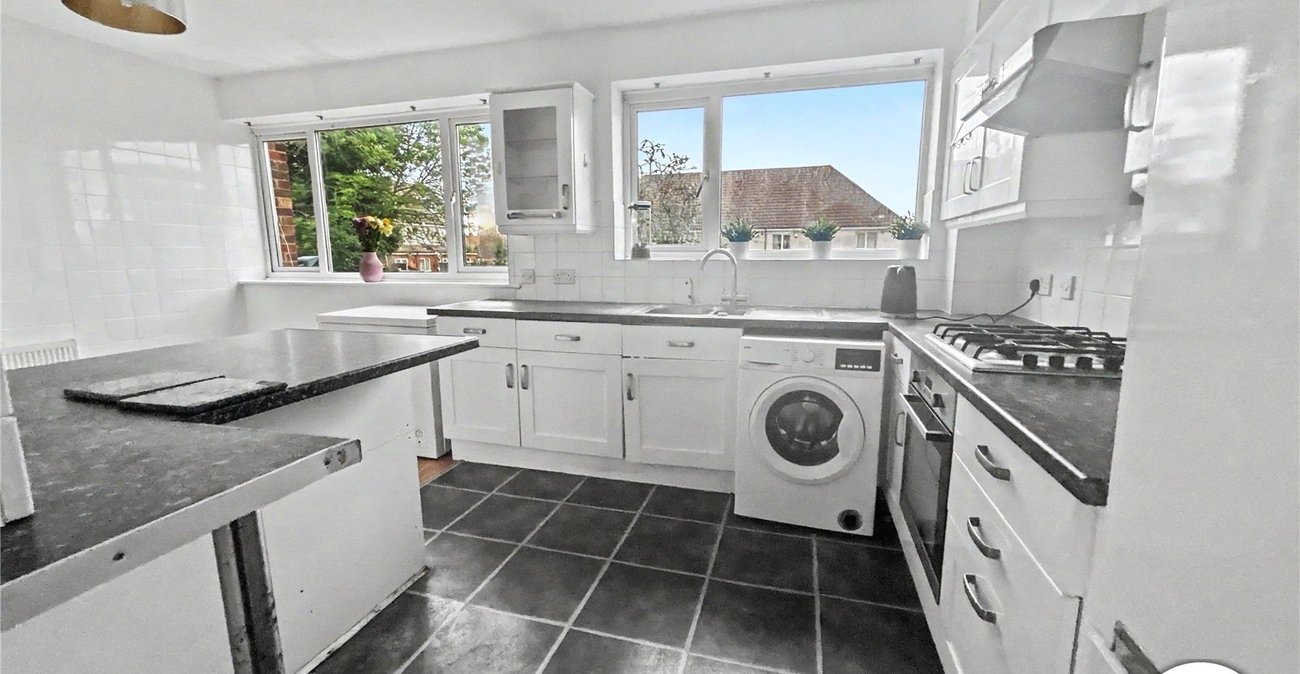 4 bedroom property for sale in Sidcup | Robinson Jackson