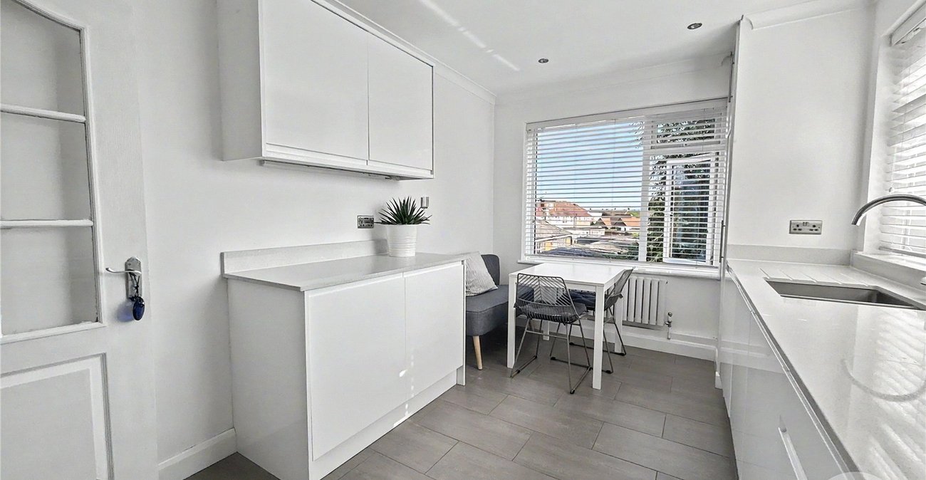 2 bedroom property for sale in Sidcup | Robinson Jackson