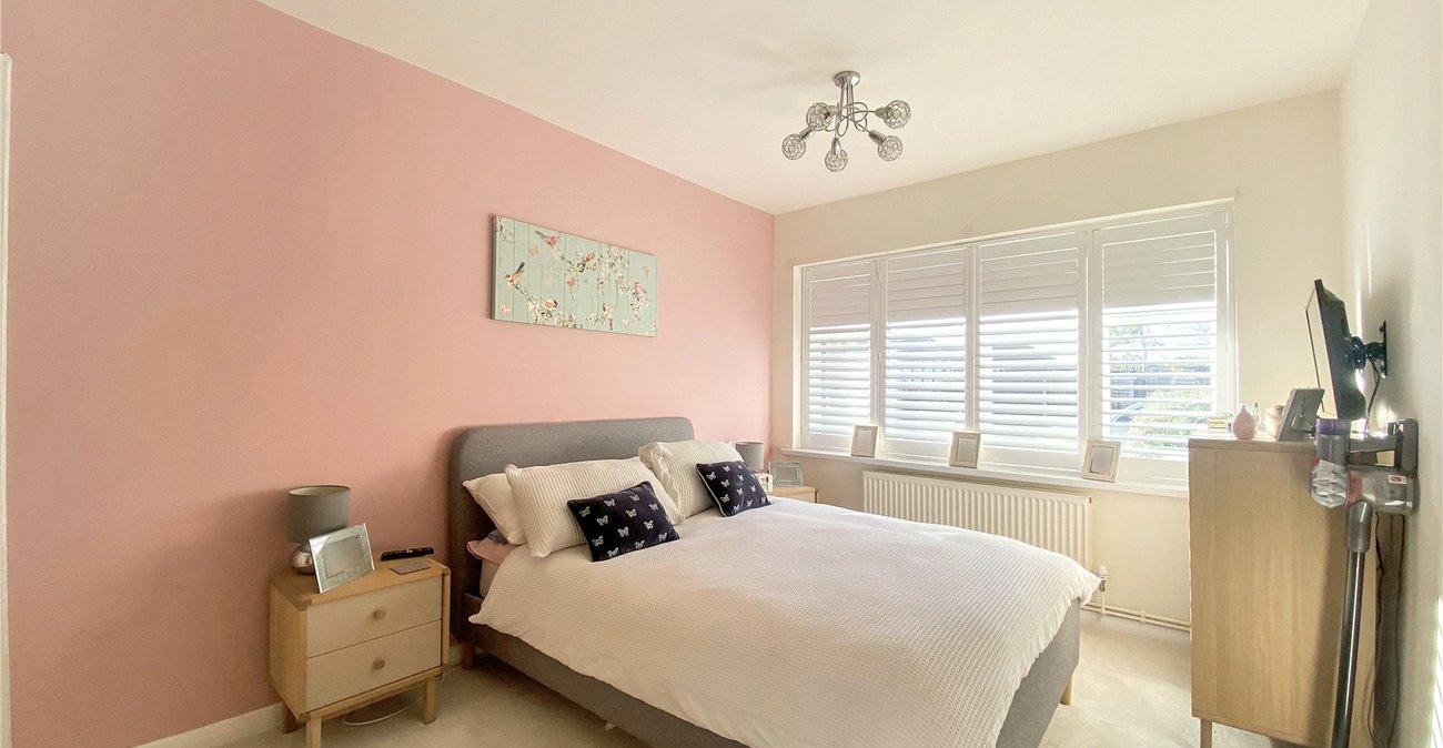 2 bedroom property for sale in Sidcup | Robinson Jackson