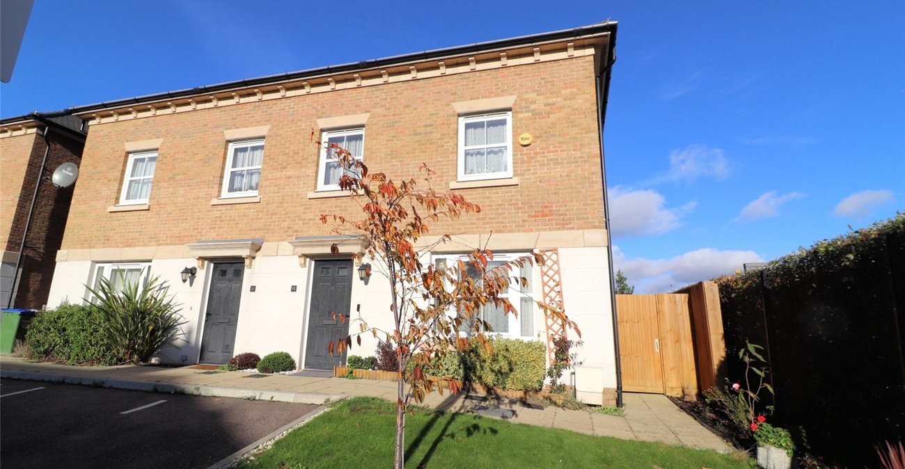 4 bedroom house for sale in Slade Green | Robinson Jackson