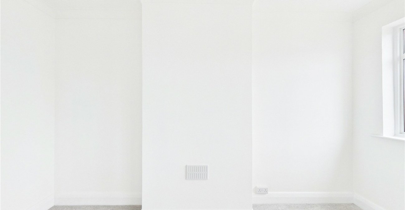 4 bedroom house for sale in London | Robinson Jackson