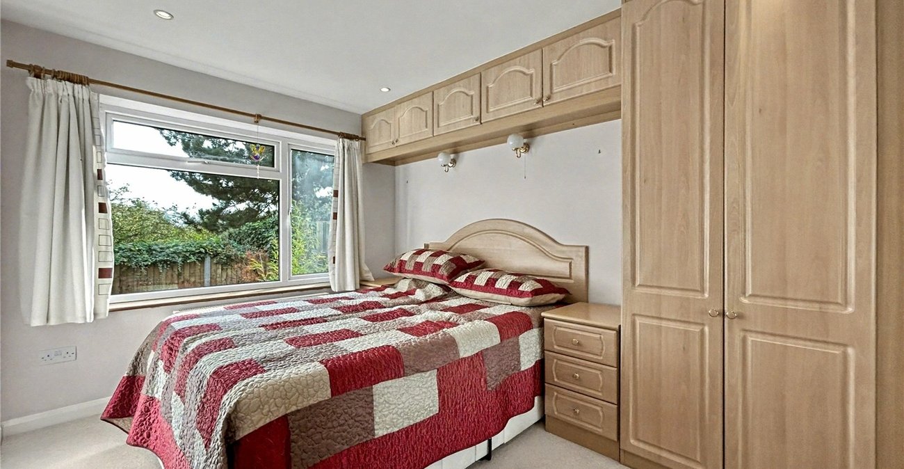 2 bedroom bungalow for sale in Upchurch | Robinson Michael & Jackson