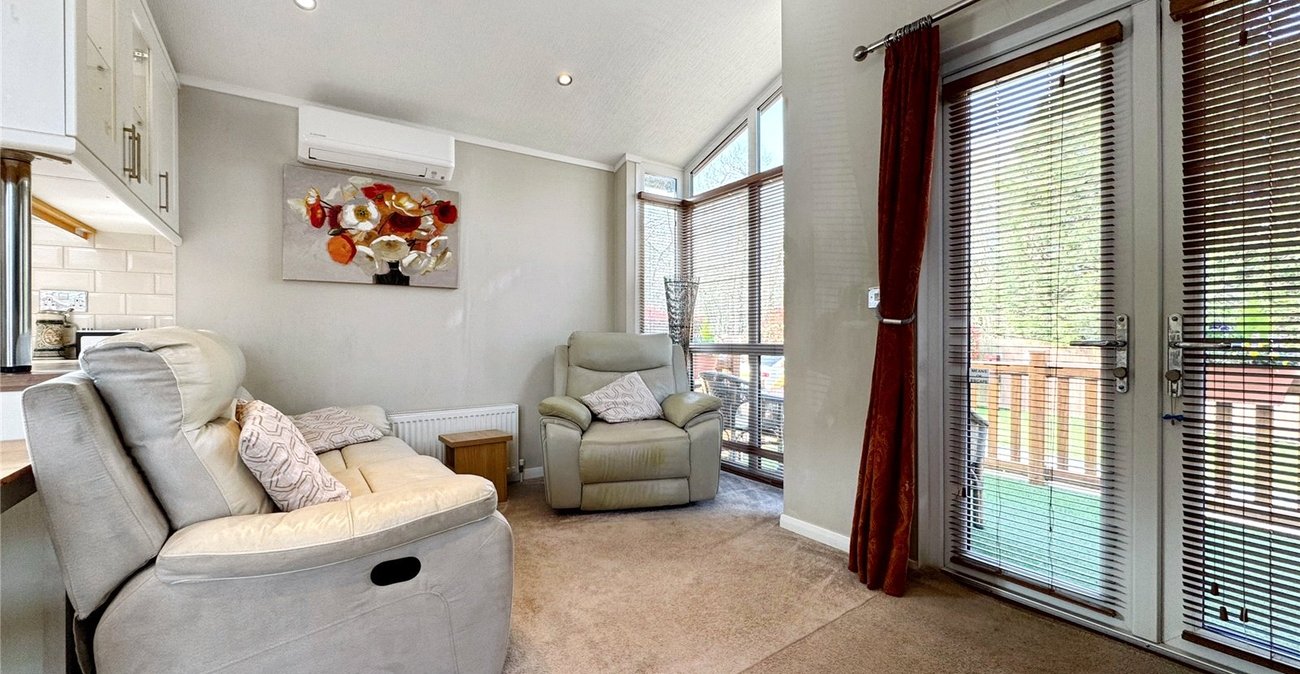 2 bedroom bungalow for sale in Boughton Monchelsea | Robinson Michael & Jackson