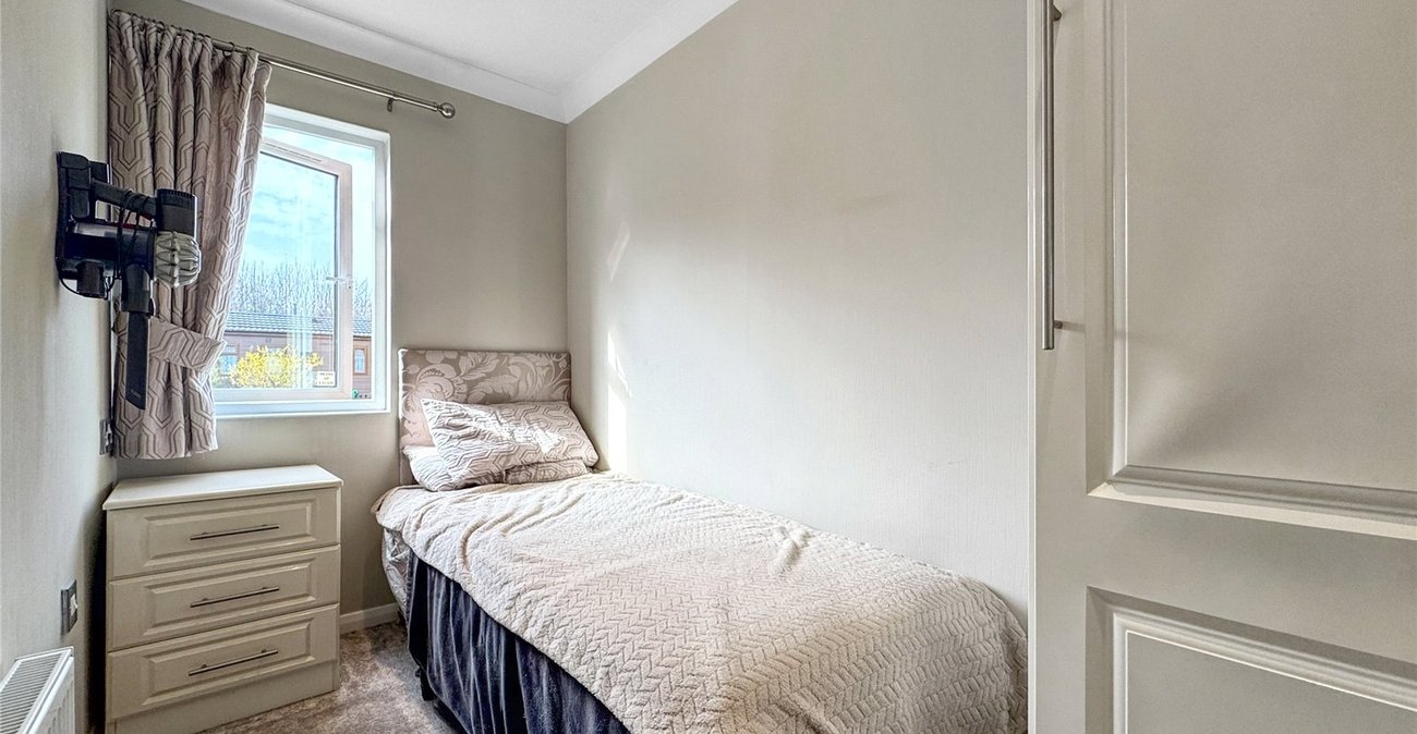 2 bedroom bungalow for sale in Boughton Monchelsea | Robinson Michael & Jackson