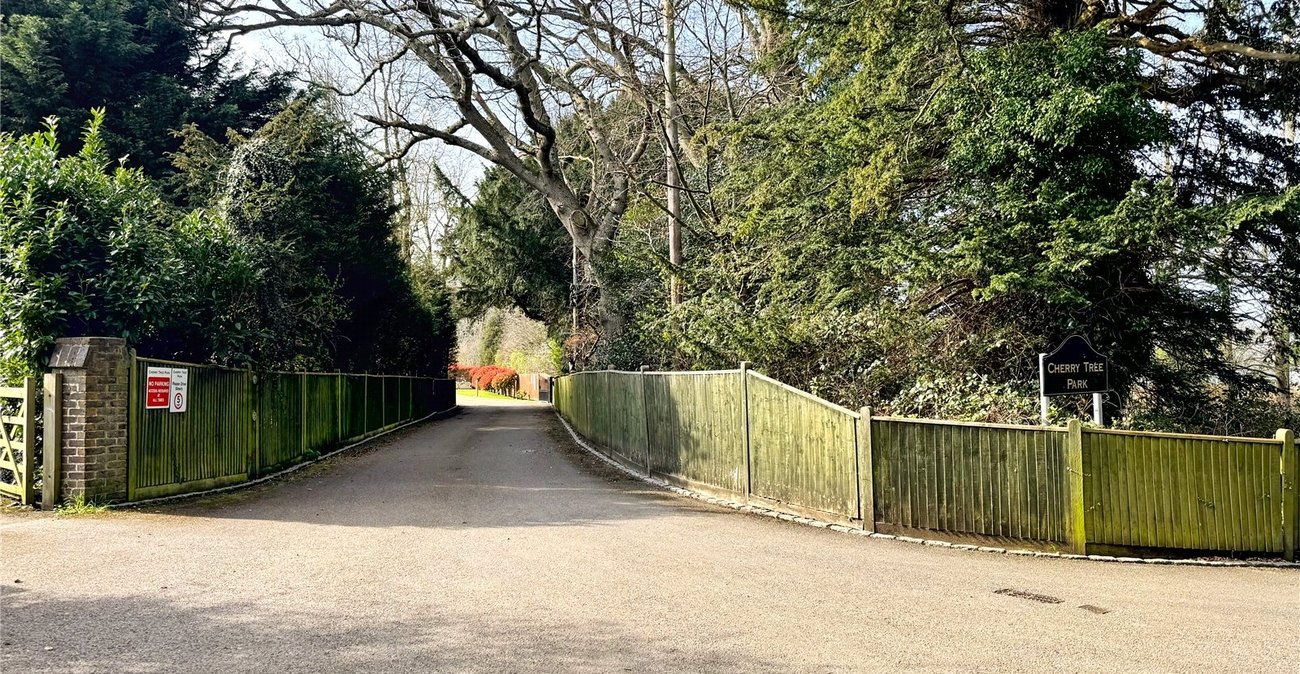 2 bedroom bungalow for sale in Boughton Monchelsea | Robinson Michael & Jackson