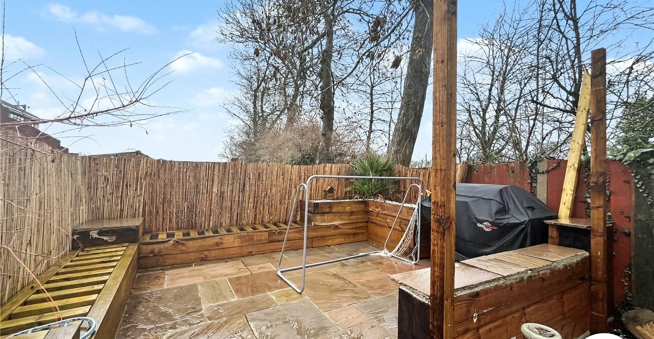 3 bedroom house for sale in Newington | Robinson Michael & Jackson