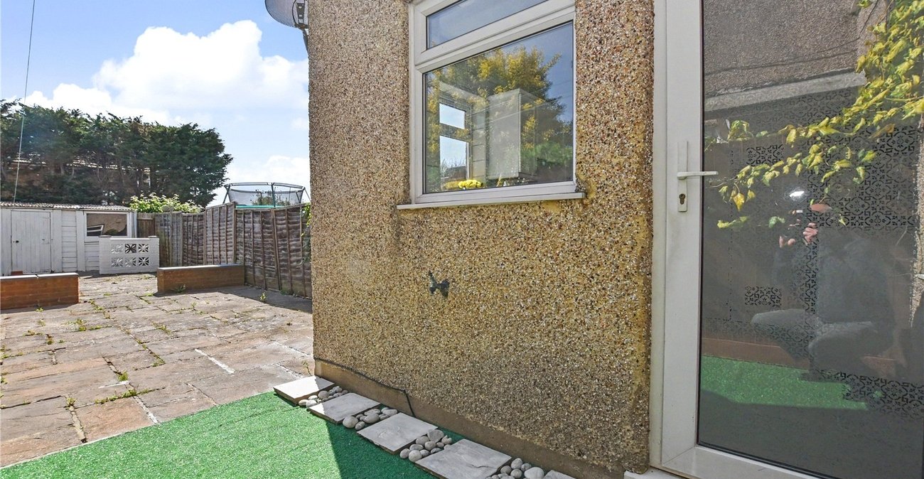 2 bedroom property for sale in Bexleyheath | Robinson Jackson