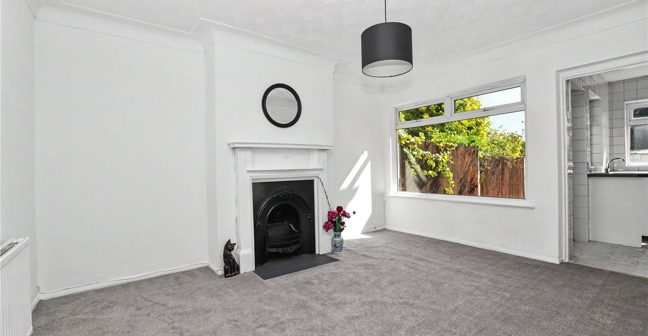 2 bedroom property for sale in Bexleyheath | Robinson Jackson