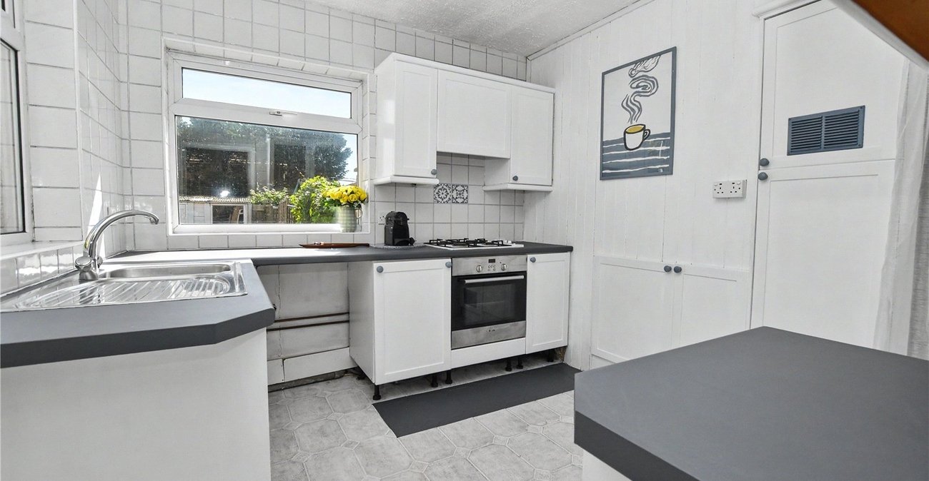 2 bedroom property for sale in Bexleyheath | Robinson Jackson
