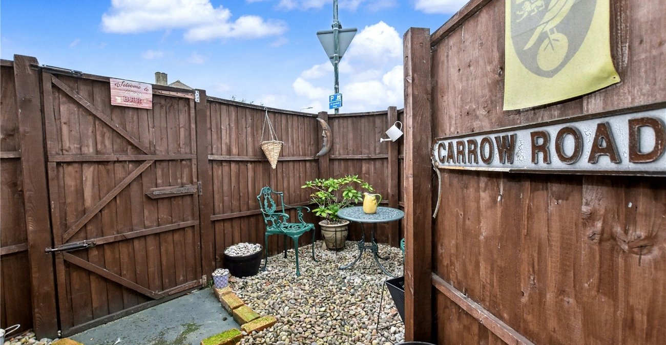 2 bedroom property for sale in Bexleyheath | Robinson Jackson