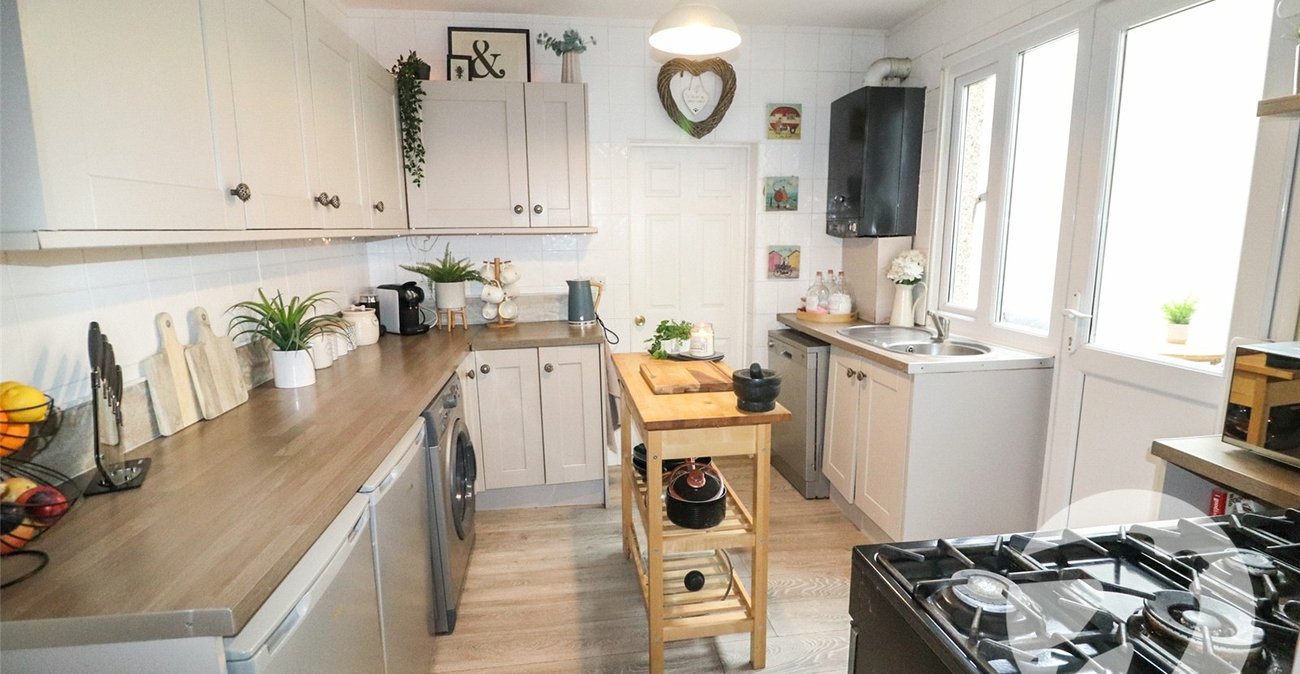 4 bedroom house for sale in Erith | Robinson Jackson