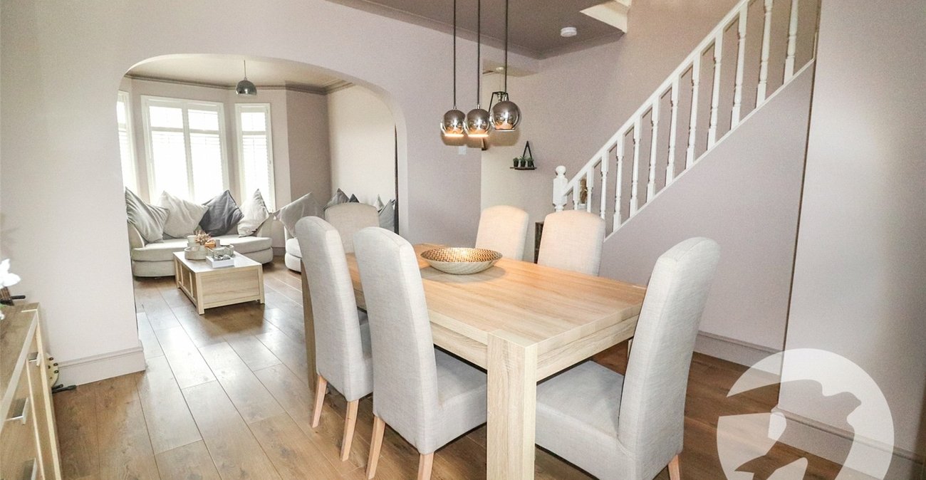 4 bedroom house for sale in Erith | Robinson Jackson