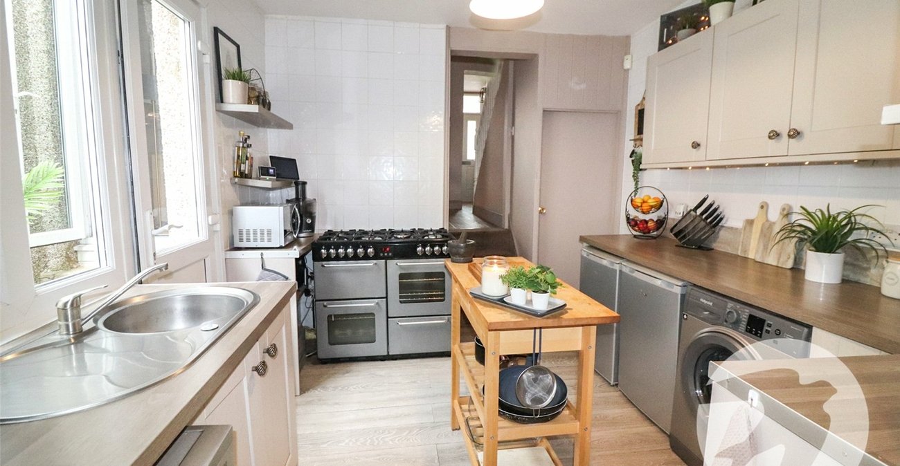 4 bedroom house for sale in Erith | Robinson Jackson