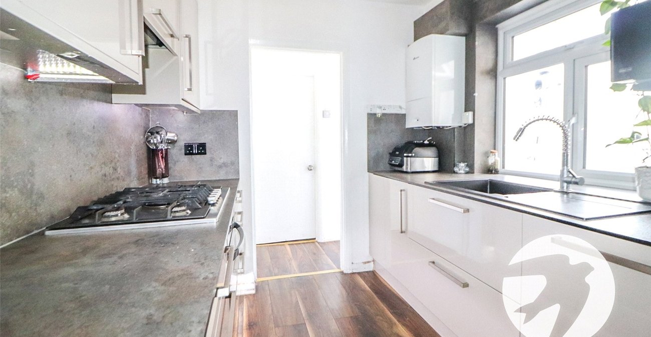 3 bedroom house for sale in Erith | Robinson Jackson
