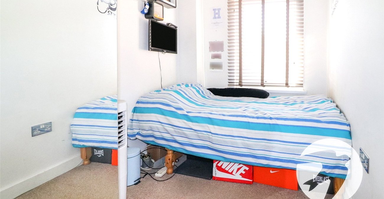 3 bedroom house for sale in Erith | Robinson Jackson