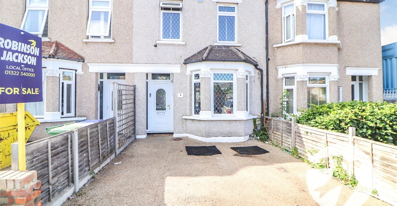 3 bedroom house for sale in Erith | Robinson Jackson