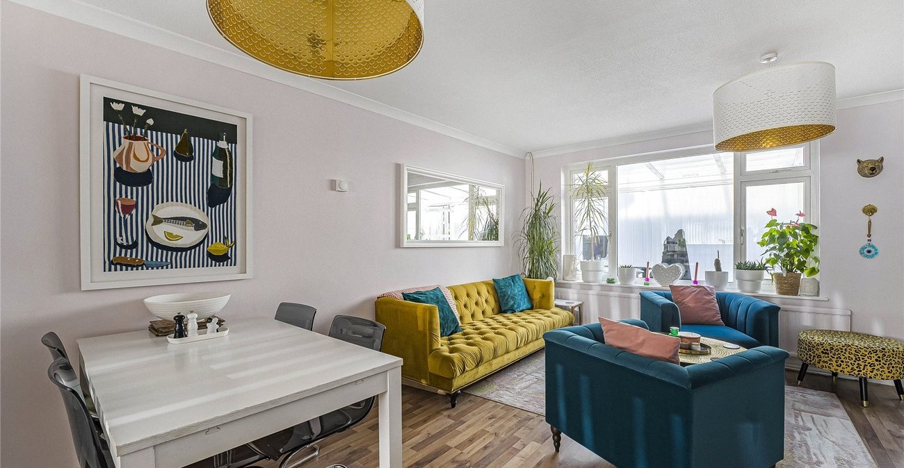 3 bedroom house for sale in Greenhithe | Robinson Jackson