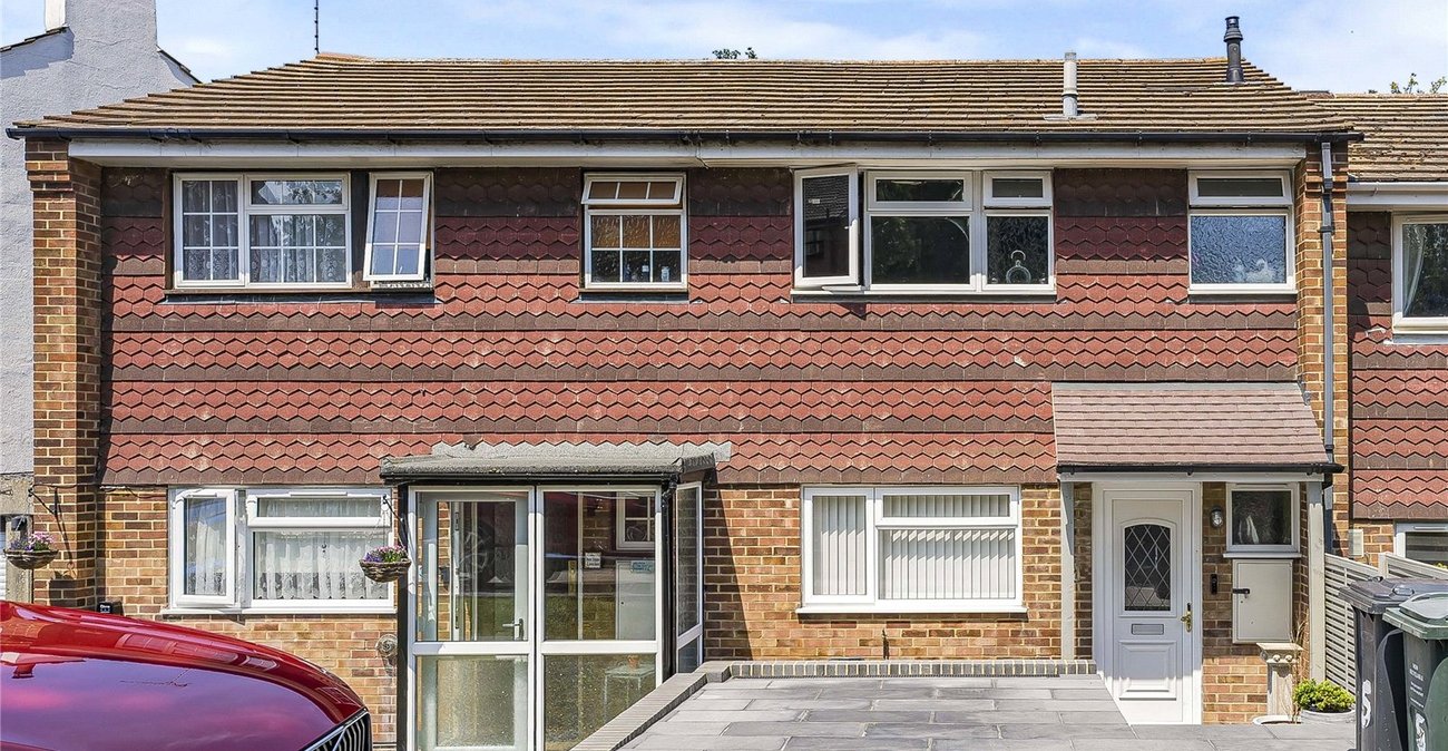 3 bedroom house for sale in Greenhithe | Robinson Jackson