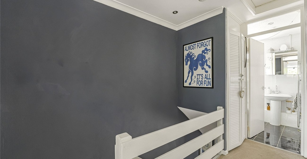 3 bedroom house for sale in Greenhithe | Robinson Jackson