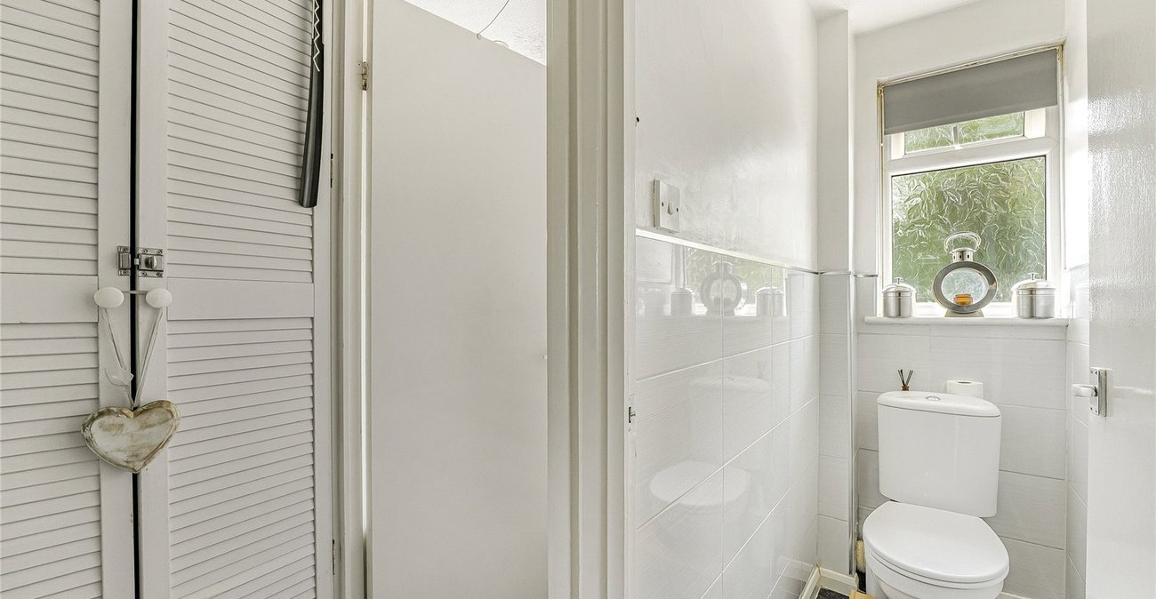3 bedroom house for sale in Greenhithe | Robinson Jackson