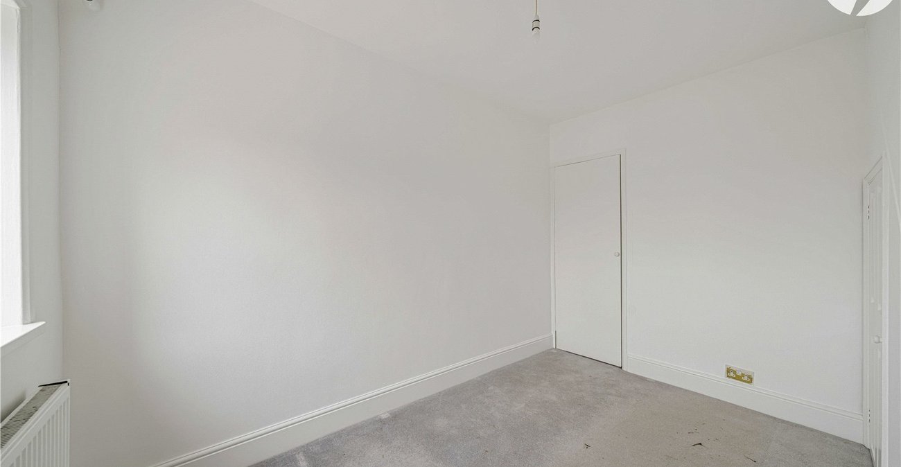 3 bedroom house for sale in Swanscombe | Robinson Jackson