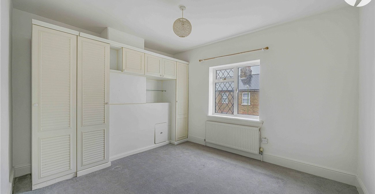 3 bedroom house for sale in Swanscombe | Robinson Jackson