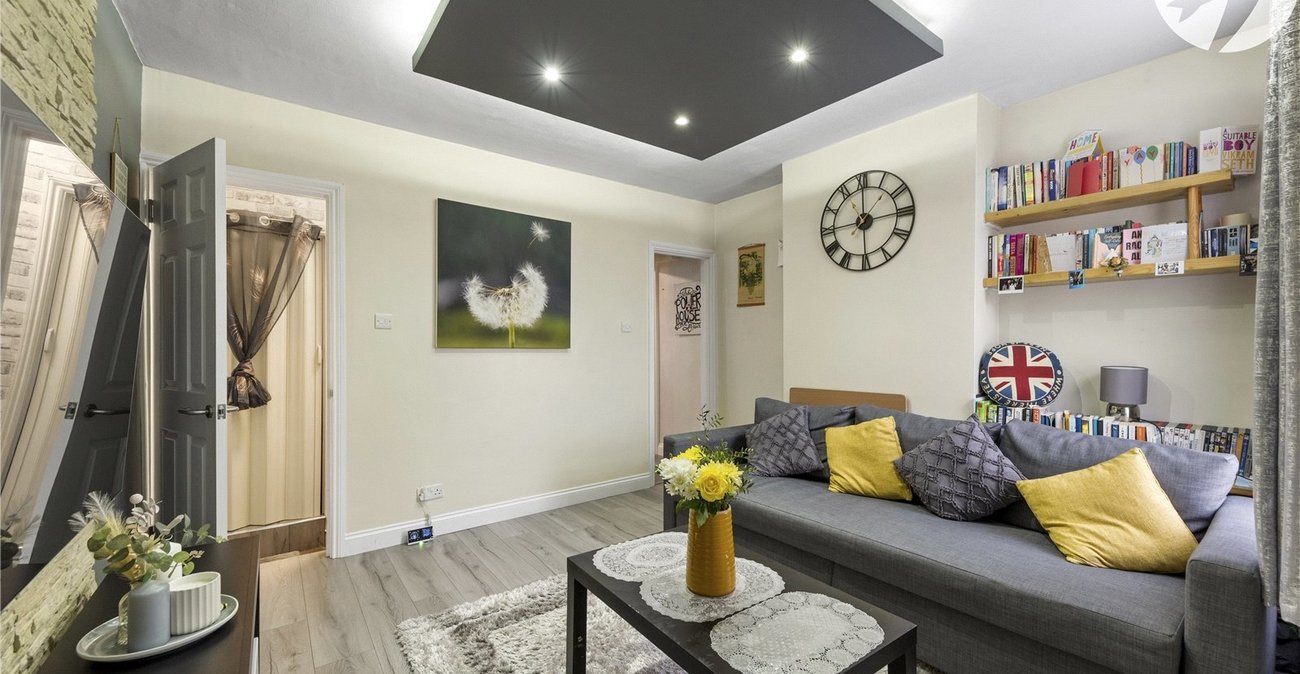 1 bedroom property for sale in Swanscombe | Robinson Jackson