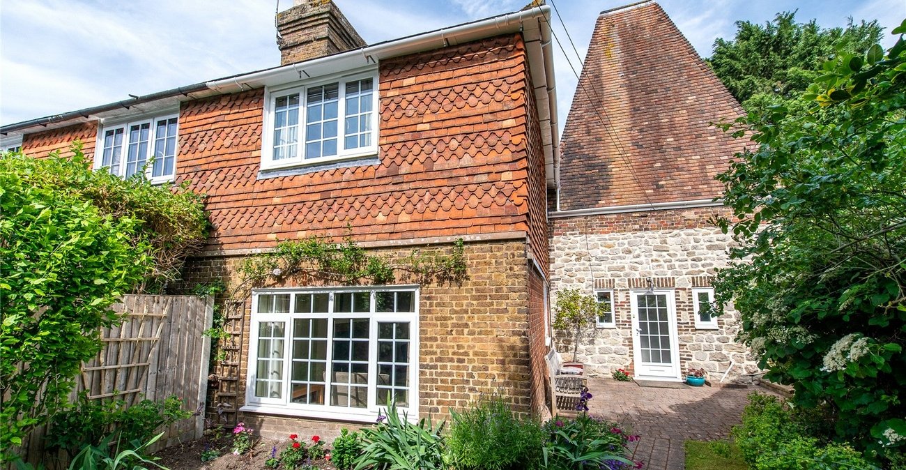 4 bedroom house for sale in Boughton Monchelsea | Robinson Michael & Jackson