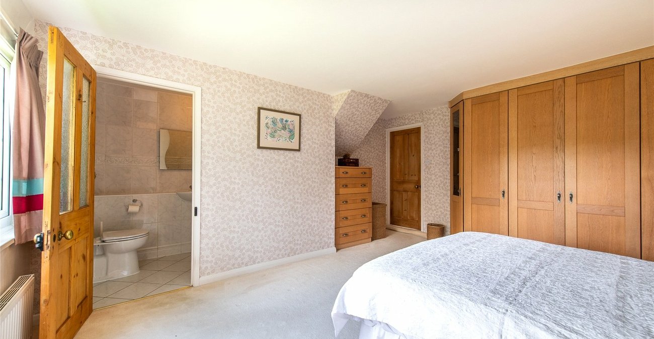 4 bedroom house for sale in Boughton Monchelsea | Robinson Michael & Jackson